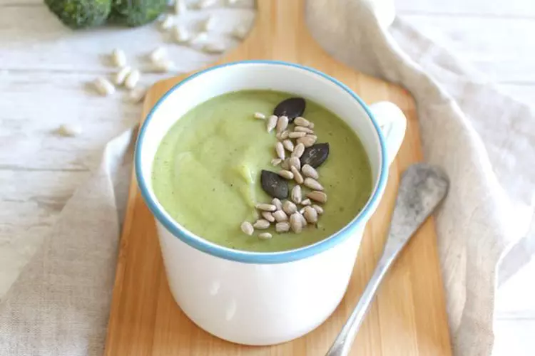 Crème brocoli et haricots blancs - Miss Économe