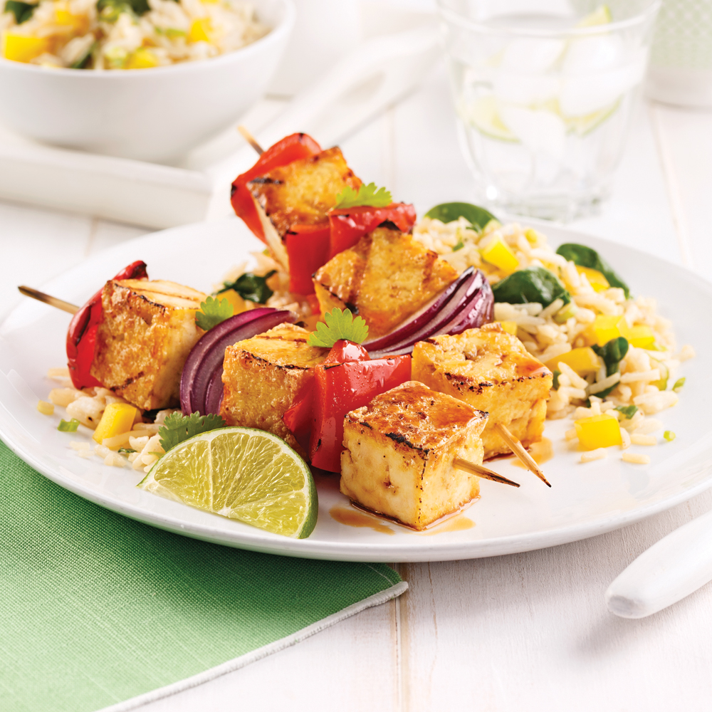 Brochettes de tofu grillées miel et ail - Miss Économe