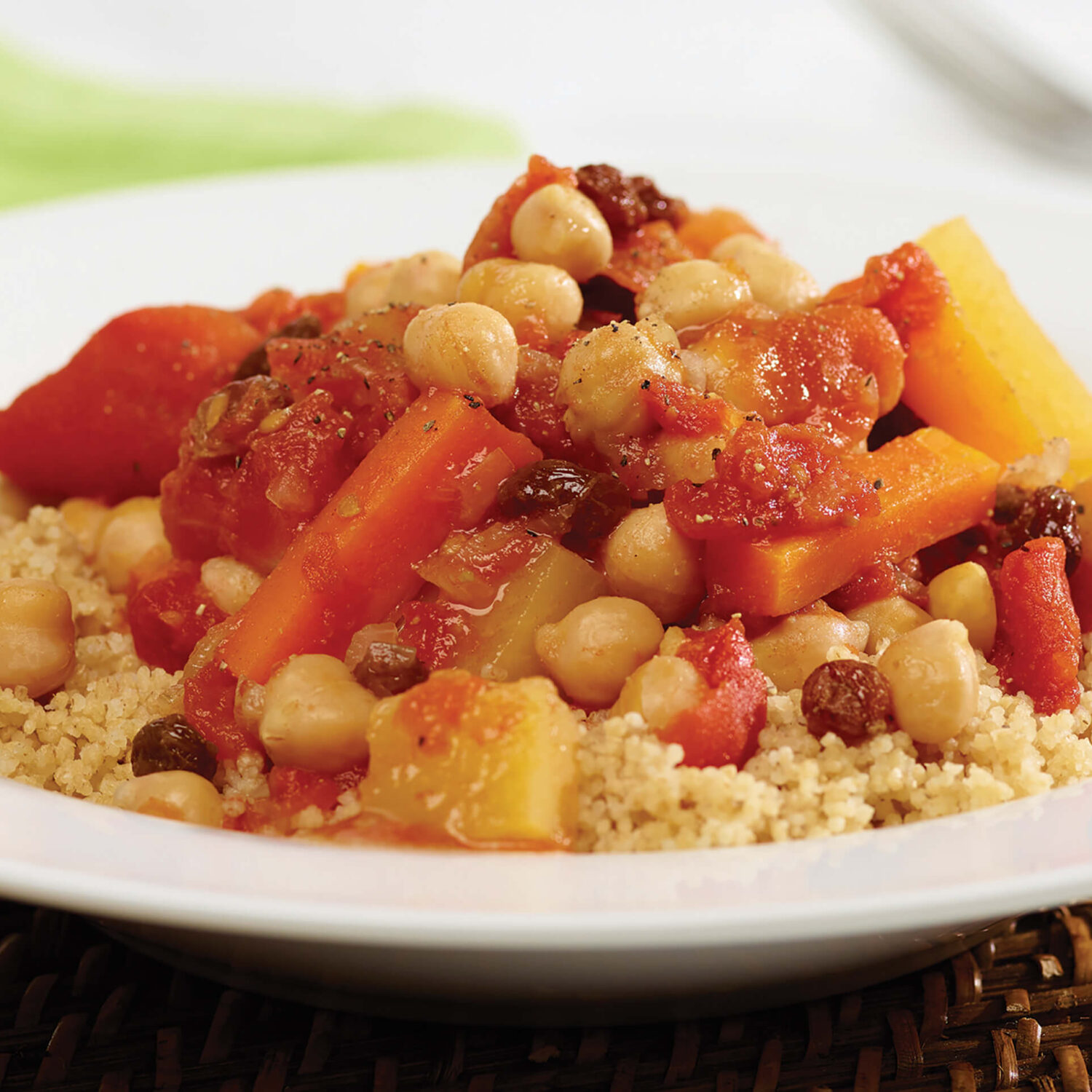 Couscous aux pois chiches et aux légumes - Miss Économe